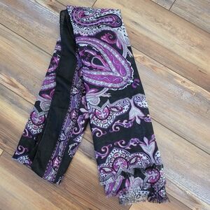 Paisley Patterned Scarf